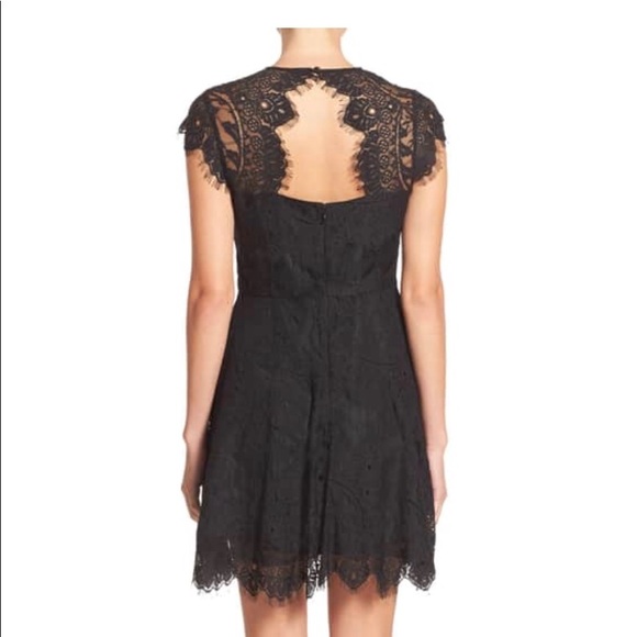 BB Dakota black lace open back dress! - Picture 2 of 3